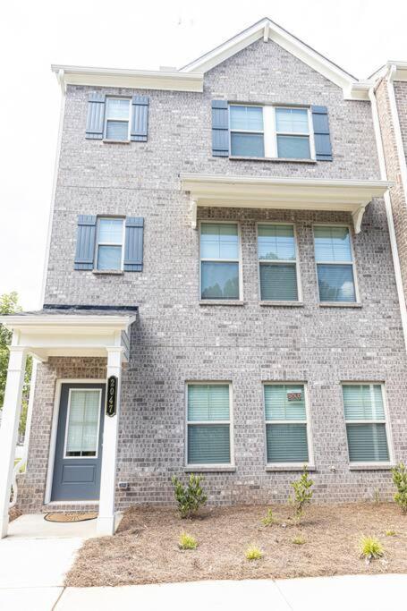New Spacious 3 Bedroom Suite Garage Parking Free Wi-Fi Office Space And Patio View Duluth Zewnętrze zdjęcie