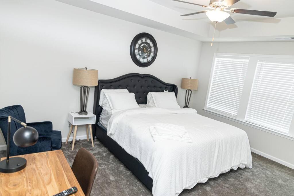New Spacious 3 Bedroom Suite Garage Parking Free Wi-Fi Office Space And Patio View Duluth Zewnętrze zdjęcie